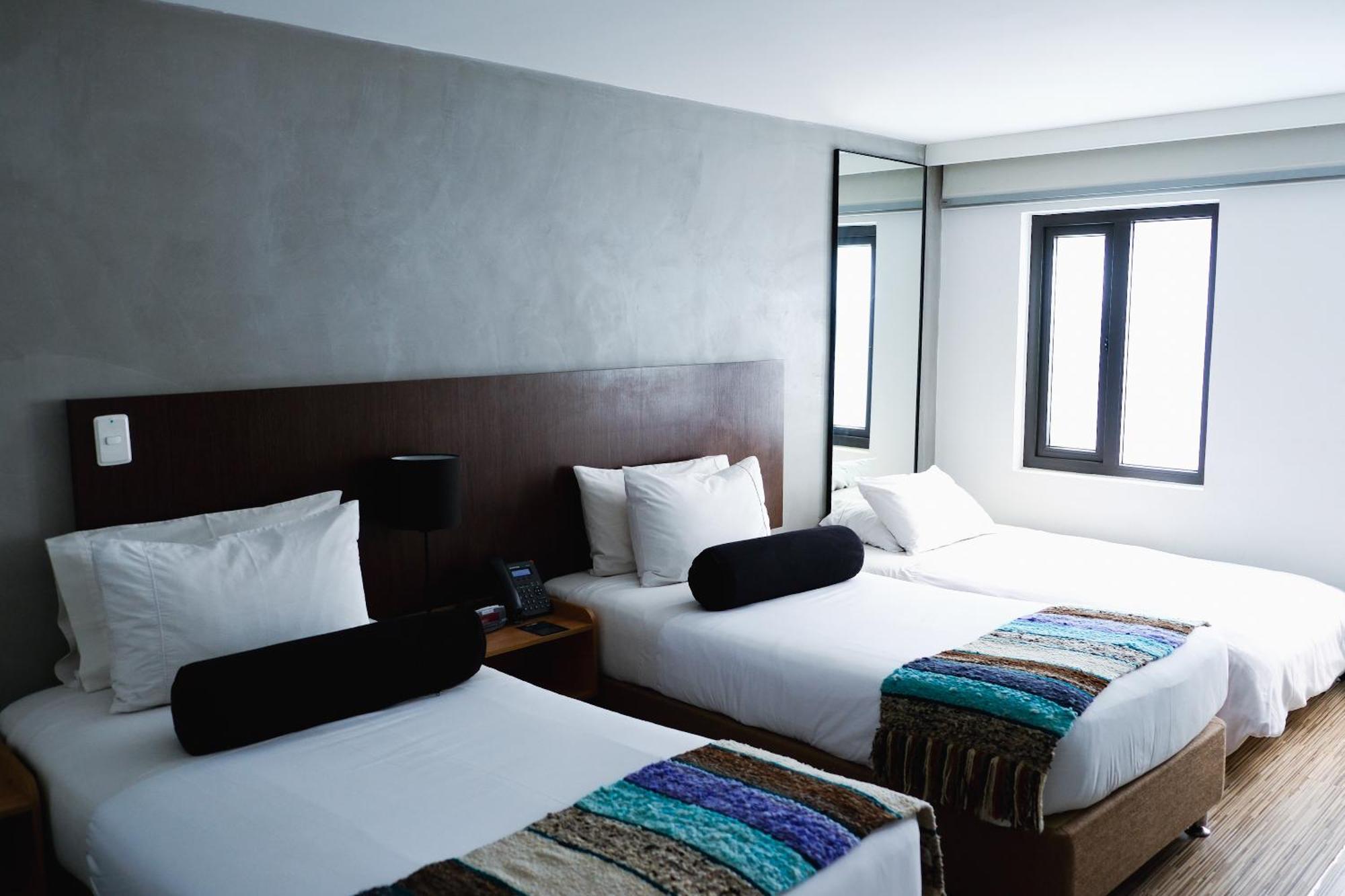Hotel DC Feria Bogota Buitenkant foto